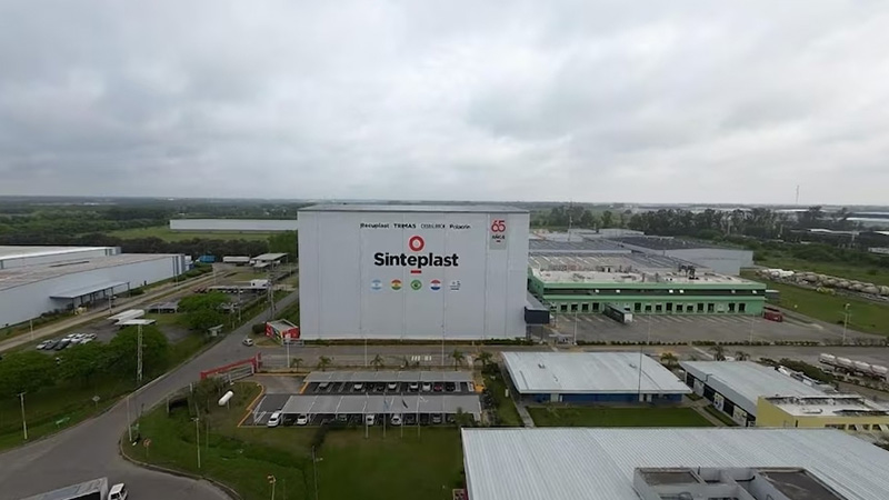 Sinteplast anunció una inversión de USD 44 millones para ampliar su capacidad productiva en cinco países